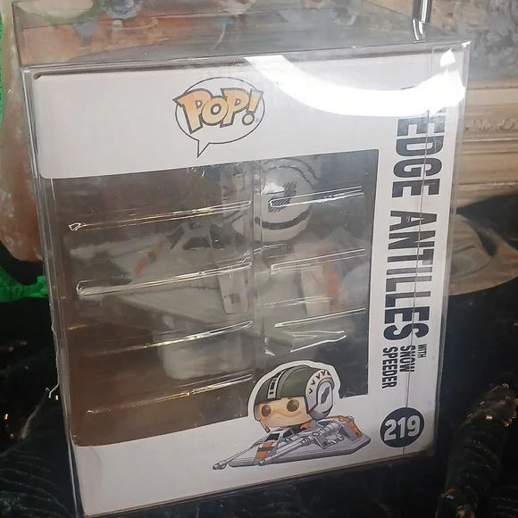 HUGE Funko Star Wars Wedge Antilles Pop Figure Yellow and Gray Double Plastic** - Picture 3 of 5